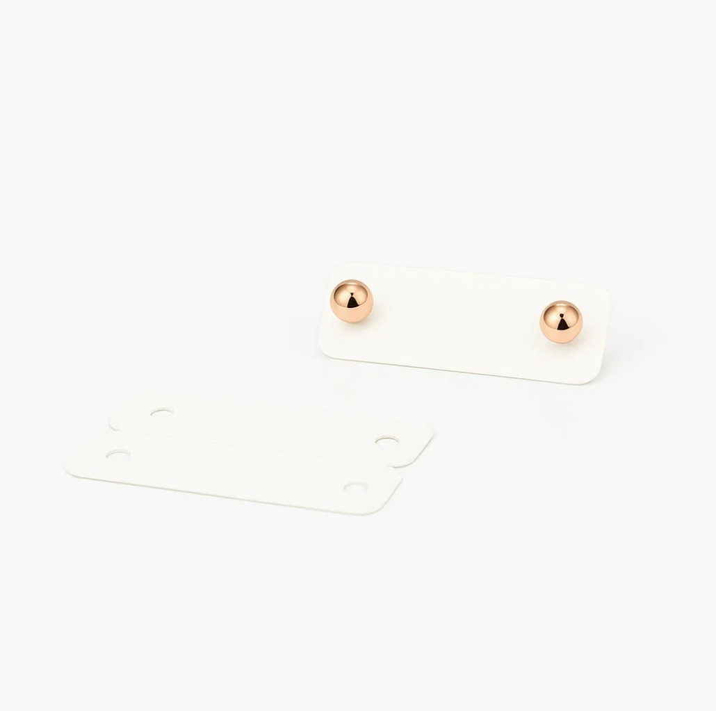 étiquettes boucle d'oreilles 2 trous 