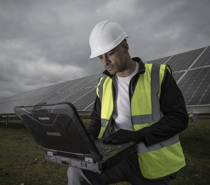 Toughbook Panasonic 40 utilisé par les forces de l’ordre sur le terrain.