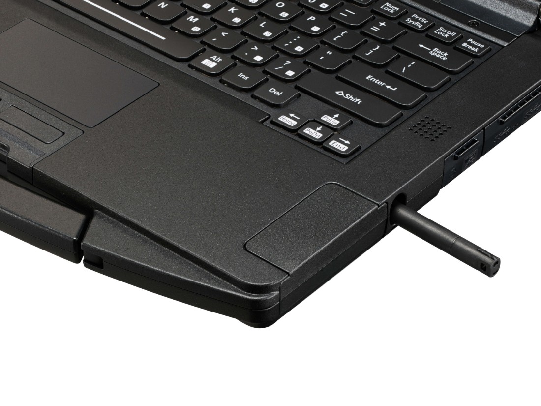 Panasonic Toughbook 40 avec clavier rétroéclairé pour travail de nuit.