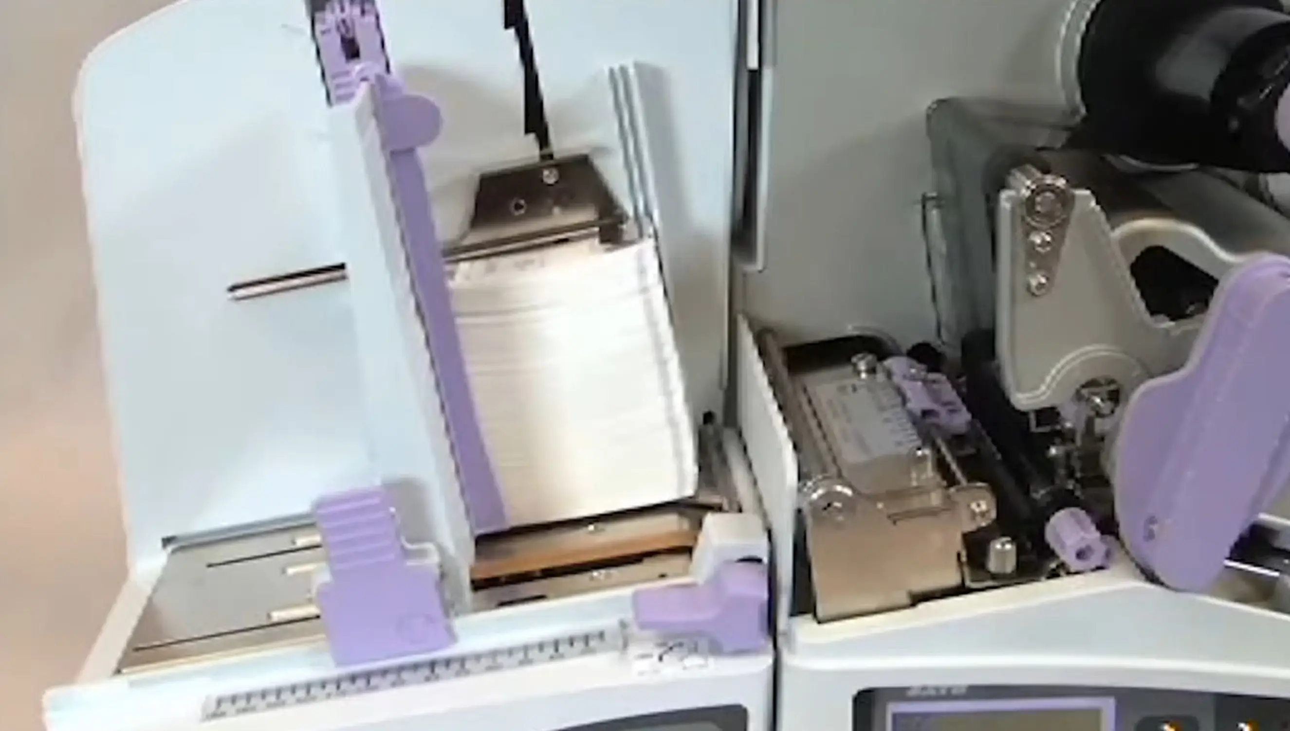 imprimante &eacute;tiquettes cartonn&eacute;es prix produits carton sato CG3 CG308 