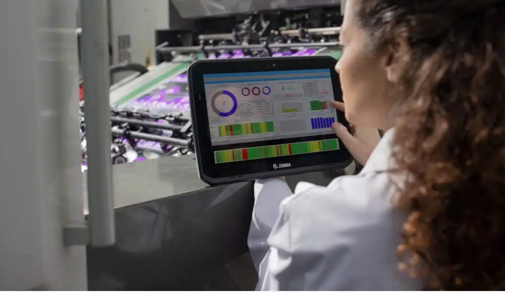 Tablette durcie logistique Zebra ET80 scanner code barre windows