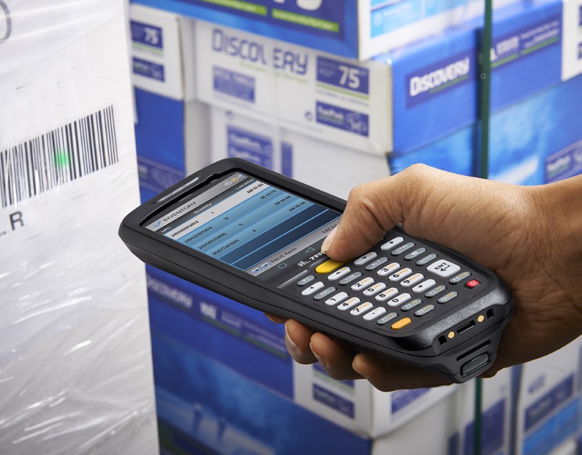 terminal code barre wifi portable zebra mc22 mc2200
