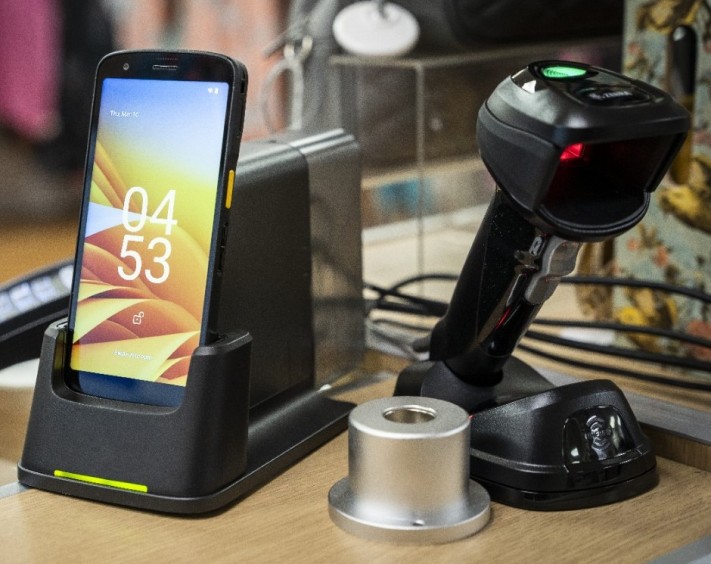 terminal code barre mobile 5G portable zebra tc27 commerciaux vendeurs