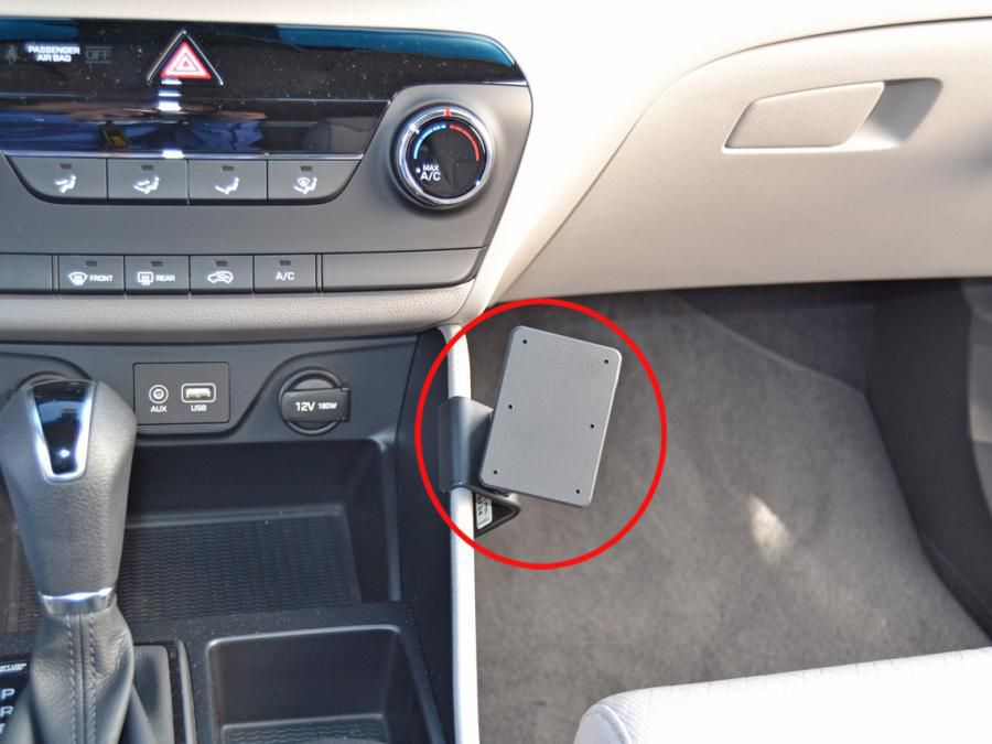 BRODIT - 855154 - ProClip 855154, Ordinateur portable, Téléphone portable/Smartphone, Navigateur, Support passif, Voiture, Noir