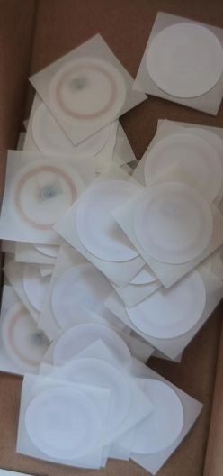 HID FARGO - DHS17022023-9 - HID NXP Desfire Ev1 4k Sticky  étiquette - Blank White Round  30mm. MOQ 500 pcs