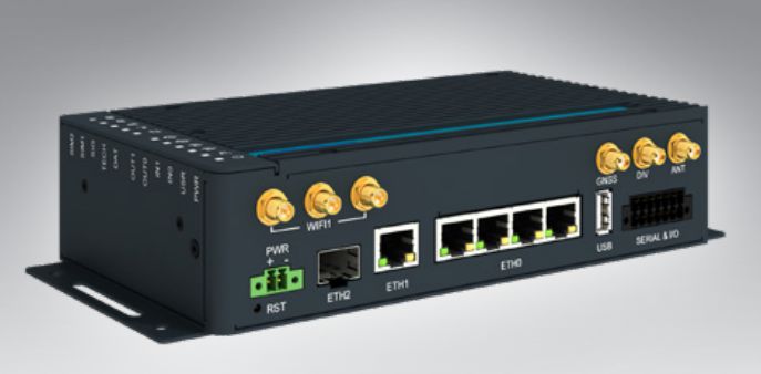 ADVANTECH DLOG - ICR-4434 - Advantech ICR-4400, High-Speed 4G  Router, GLOBAL, 5x ethernet, 1  RS232, 1x RS485, CAN, SFP, USB, SD, No ACC